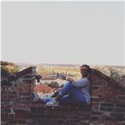 Professora de secundària en especialitat de Llengua i Ciències